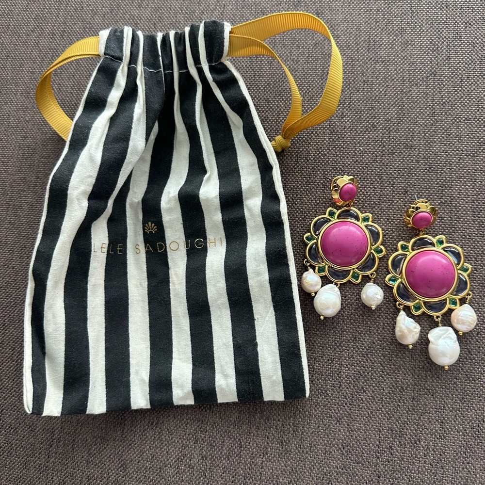 SOLD‼️Lele Soudougi earrings!